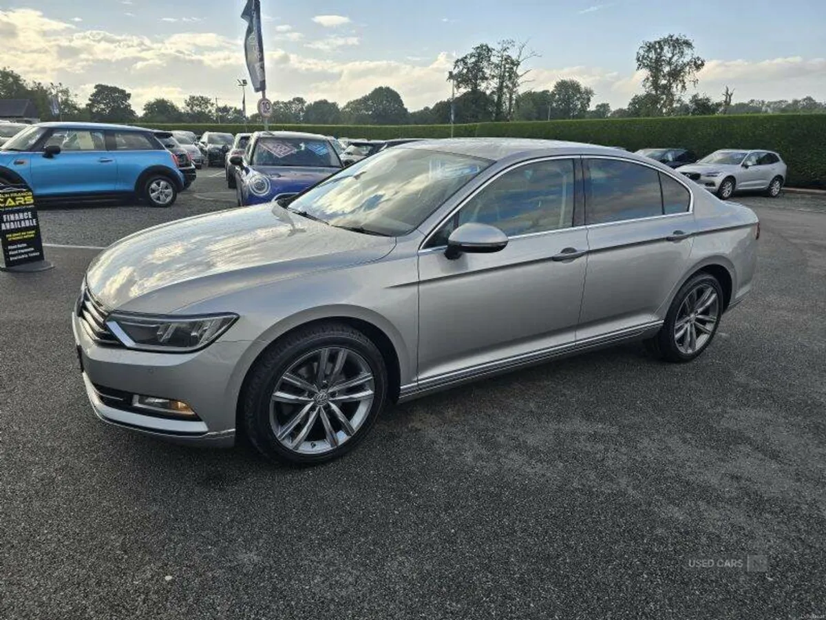 Volkswagen Passat GT - Image 2