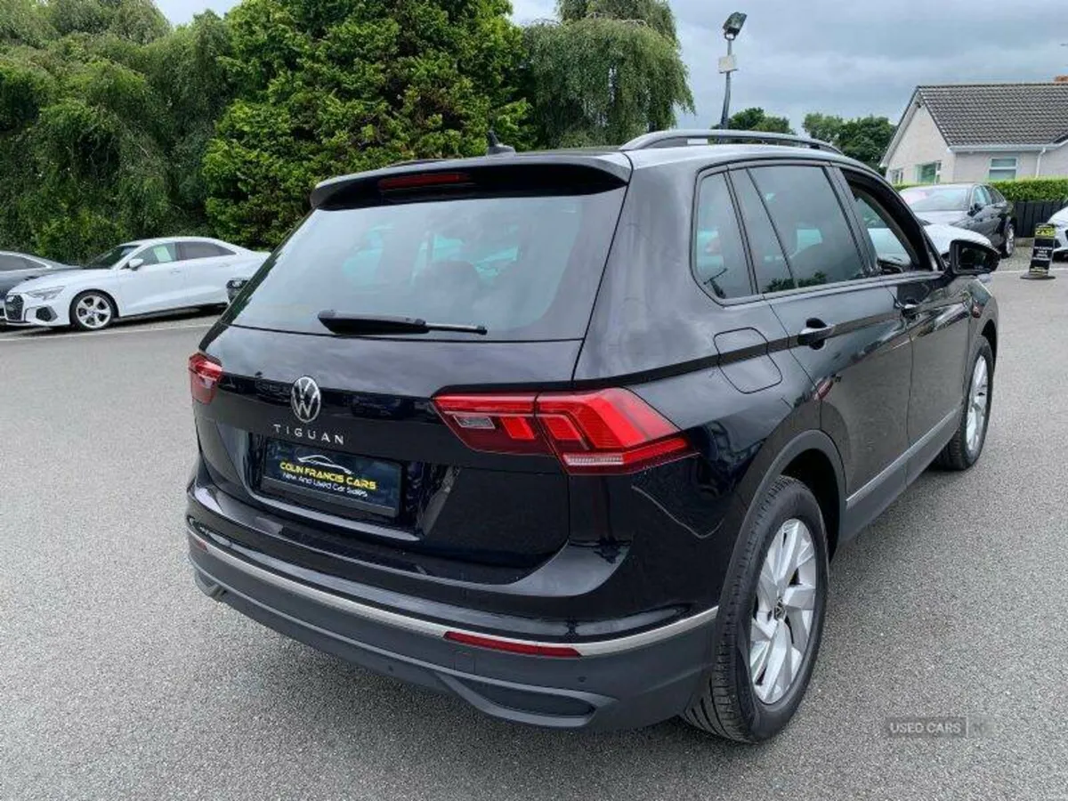 Volkswagen Tiguan Life - Image 5
