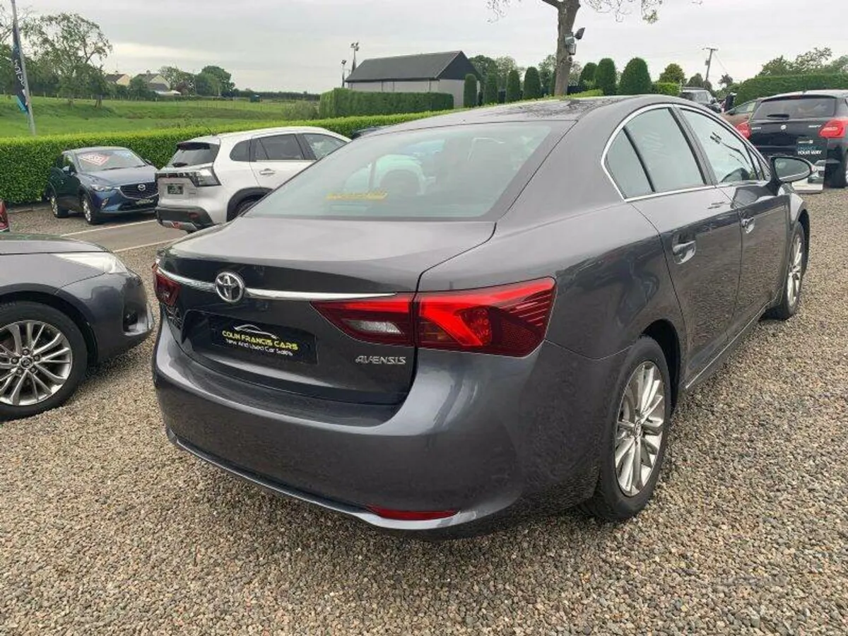 Toyota Avensis Business Edition - Image 4