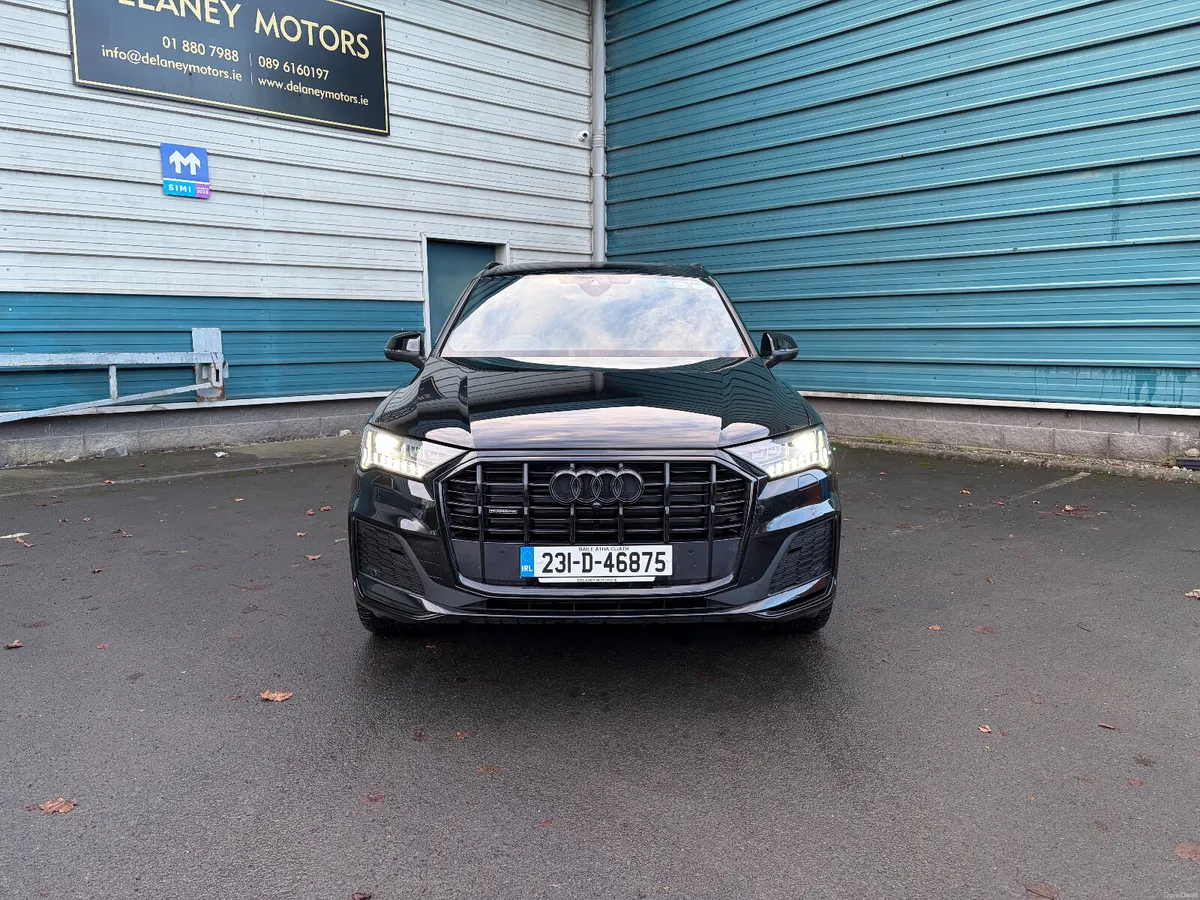 231 Audi Q7 N1 2 Seat Commercial Van - Image 2