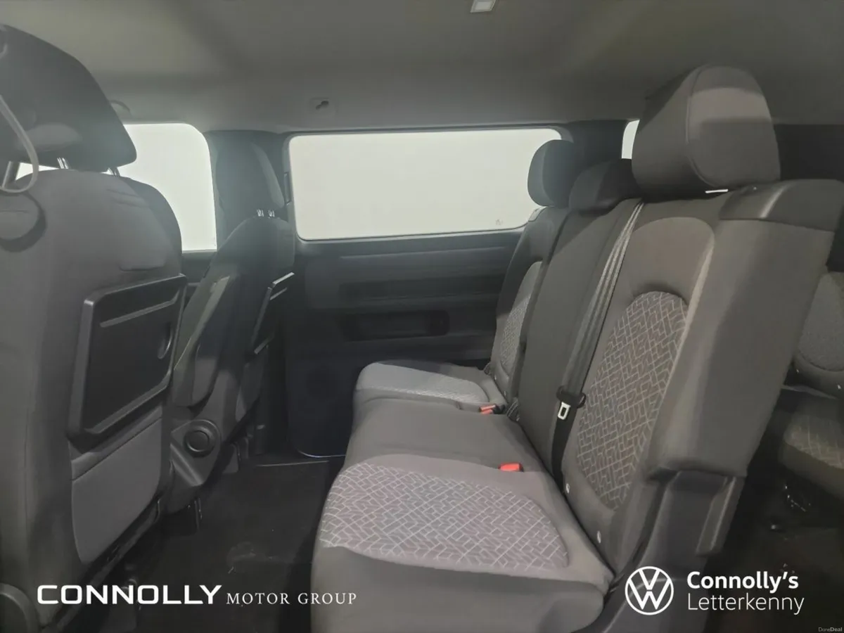 Volkswagen ID.Buzz Life 7-seat LWB 86 kWh Pro Elec - Image 6
