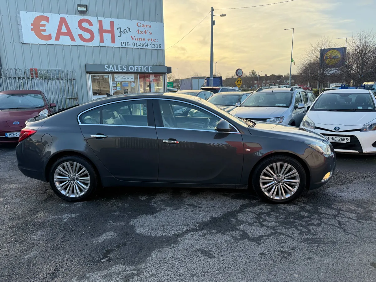 Opel Insignia 2.0CDTI NCT TAX HIGH SPEC - Image 2