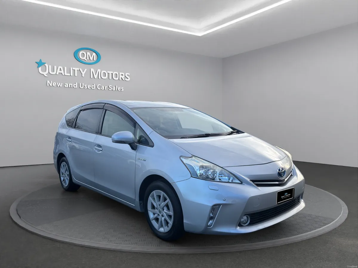 2014 PRIUS ALPHA (S123) - Image 1