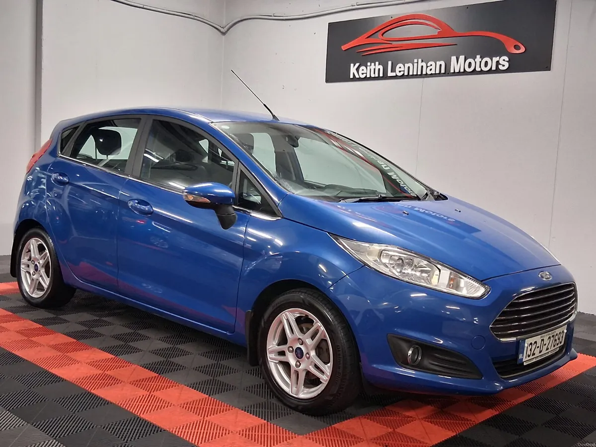 2013 Ford Fiesta **1.25 ZETEC** - Image 1