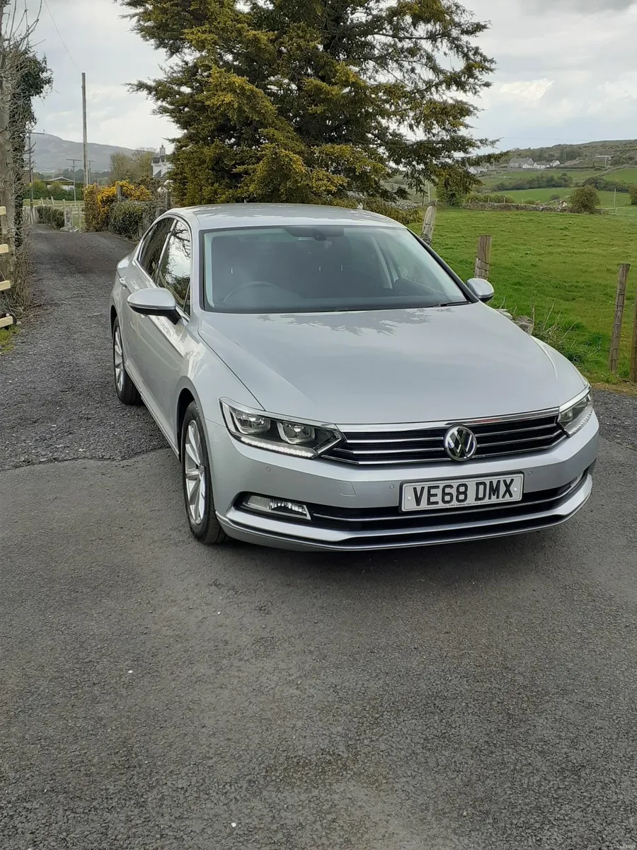 Volkswagen Passat 2018 - Image 3