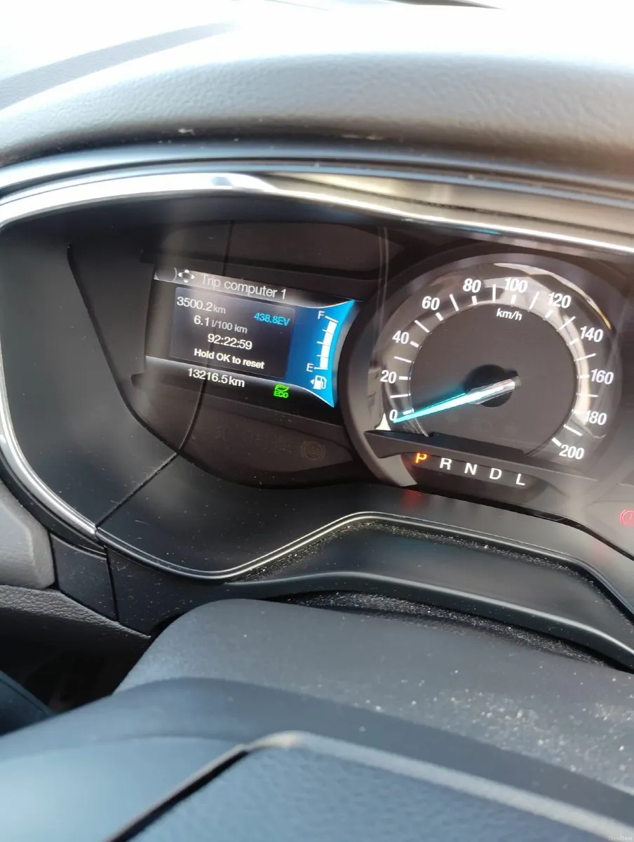 Ford Mondeo 2023 - Image 3