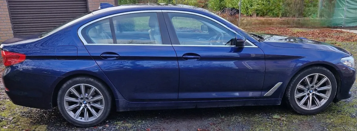 BMW 5-Series 2019 - Image 1