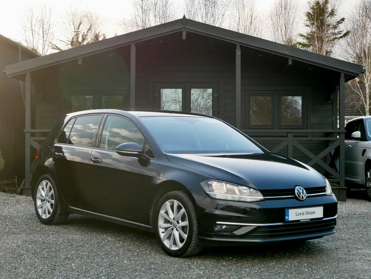 2019 Volkswagen Golf Highline **DEPOSIT TAKEN** - Image 1