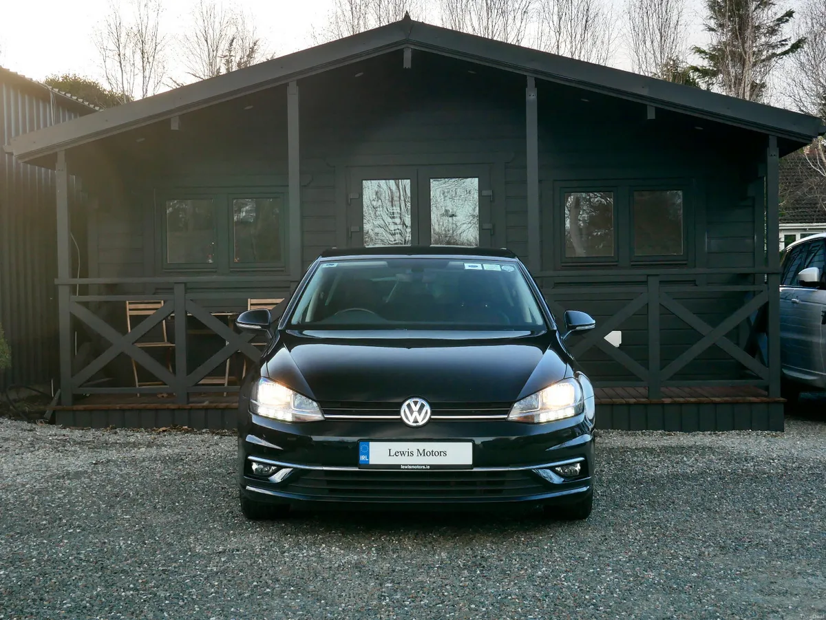 2019 Volkswagen Golf Highline **DEPOSIT TAKEN** - Image 2