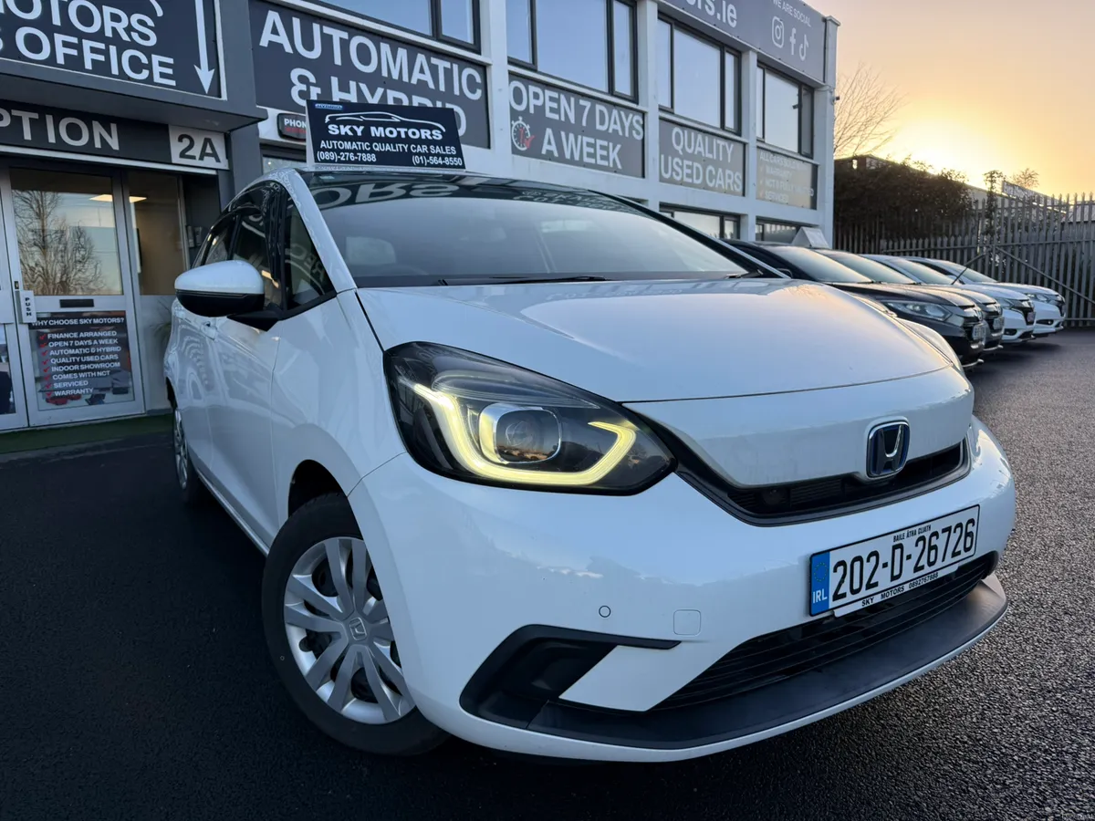 2020 Honda Fit 1.5 Petrol Hybrid Auto ,immaculate - Image 1