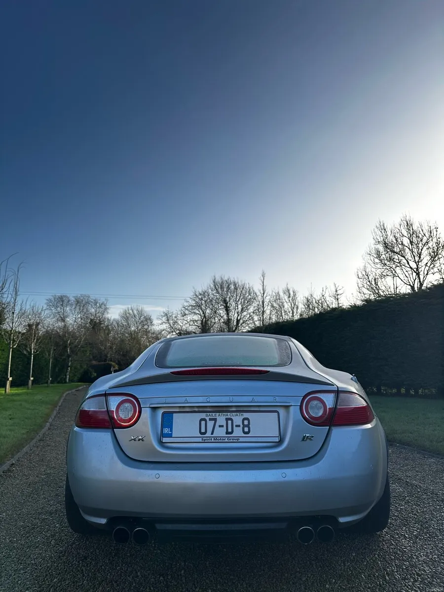 Jaguar XKR 4.2 V8 Supercharged - Image 4