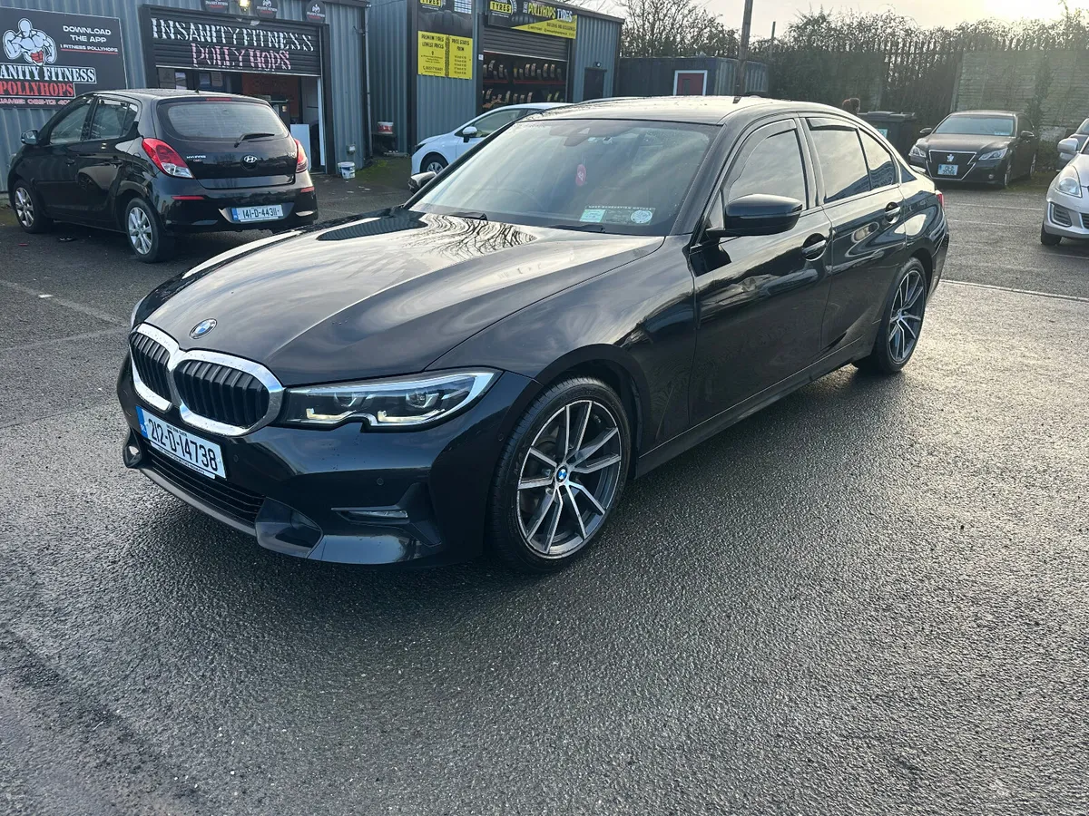 2021 BMW 3-Series Automatic - Image 2