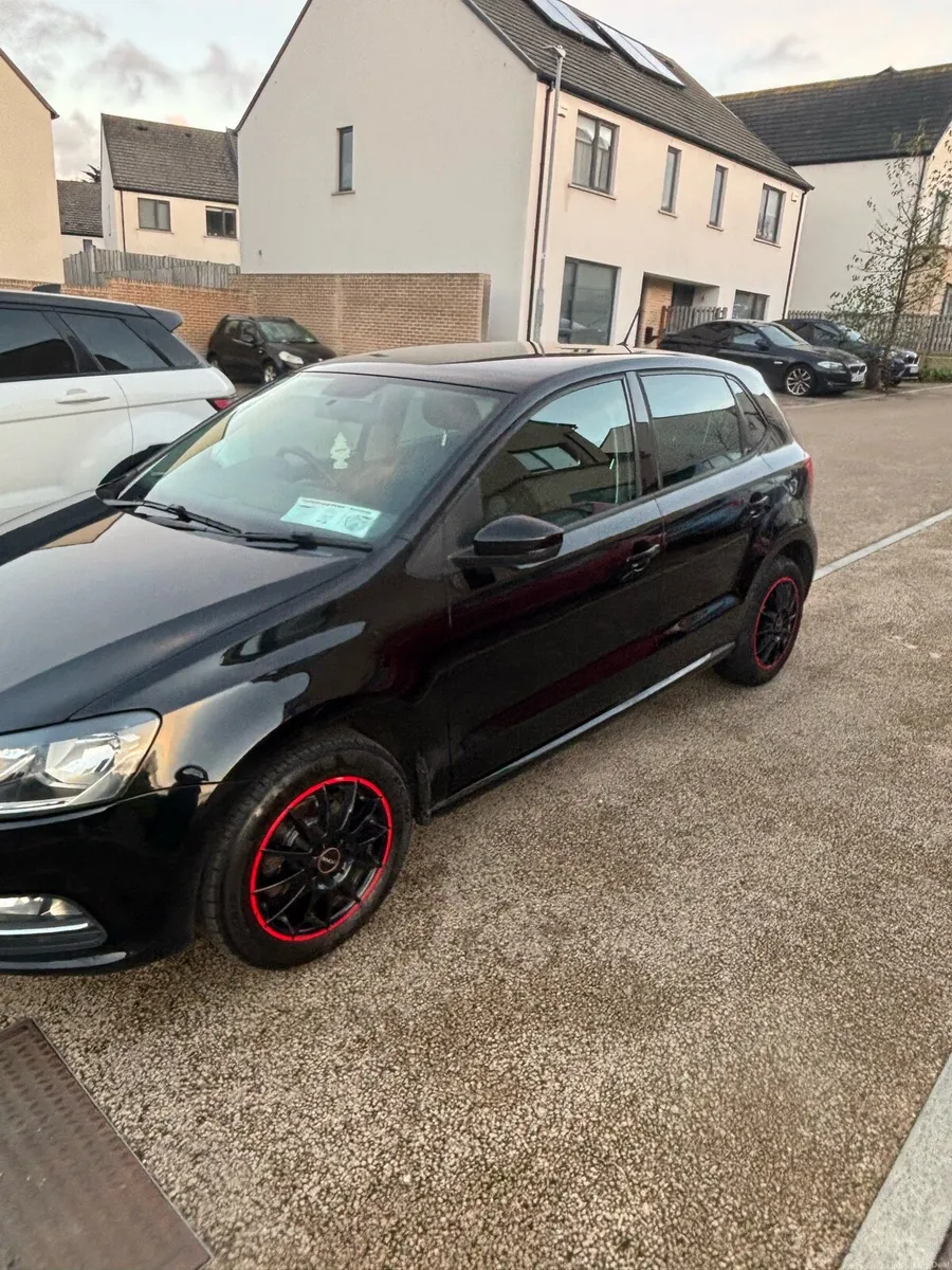 Volkswagen polo - Image 2