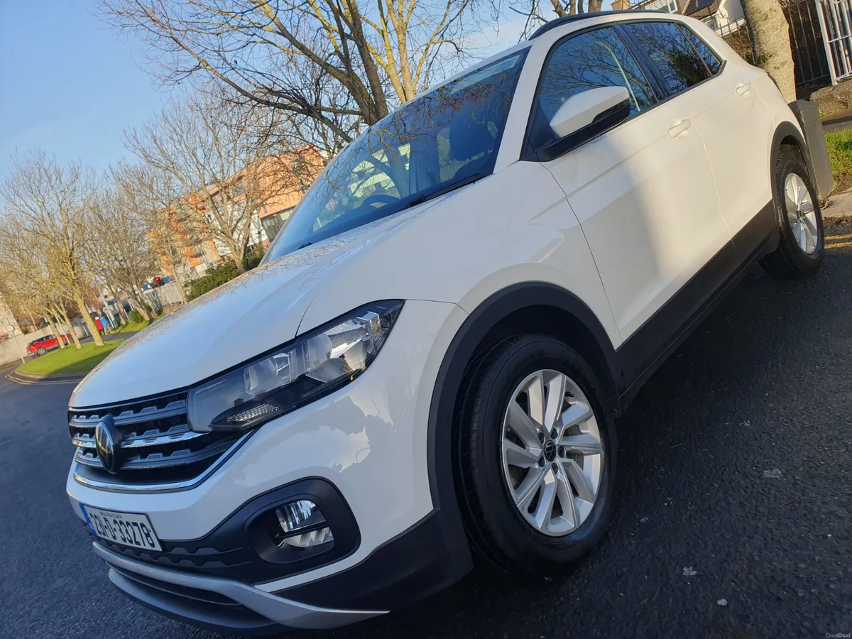 Volkswagen T-Cross 2023 , 1.0 TSI Automatic - Image 3