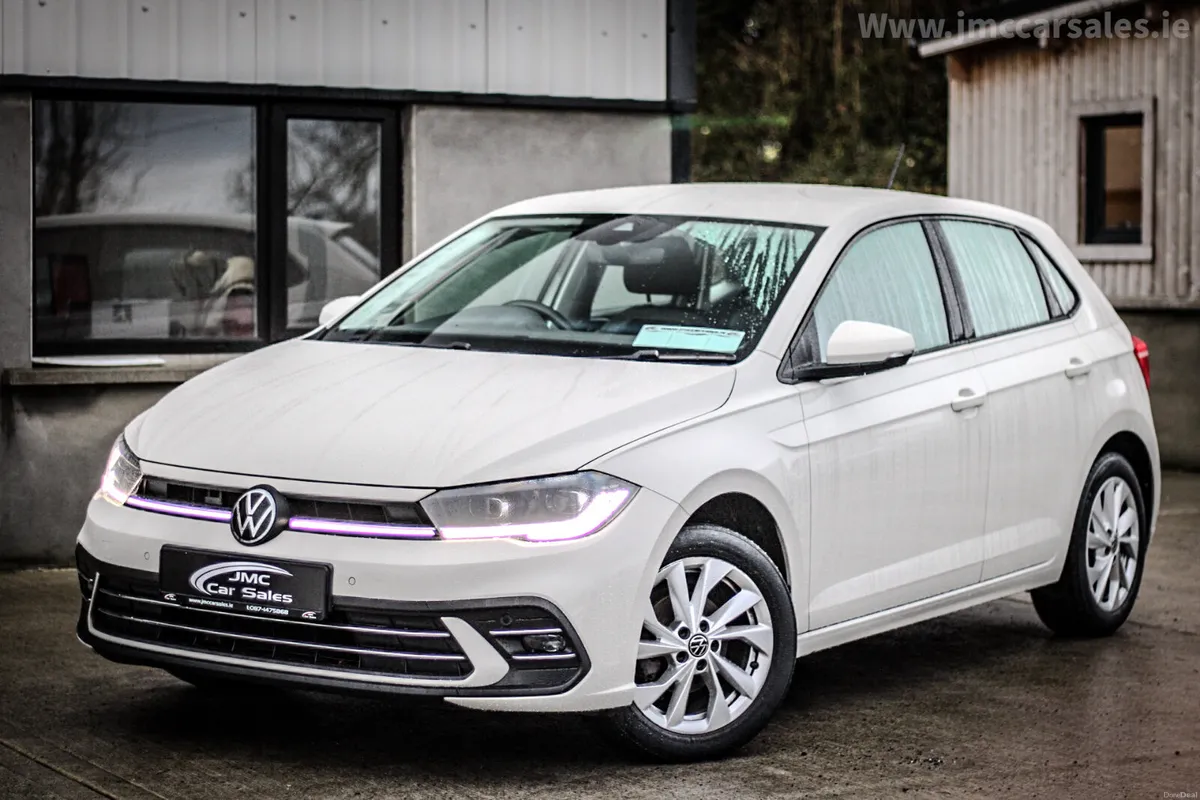 2023 VOLKSWAGEN POLO - Image 1