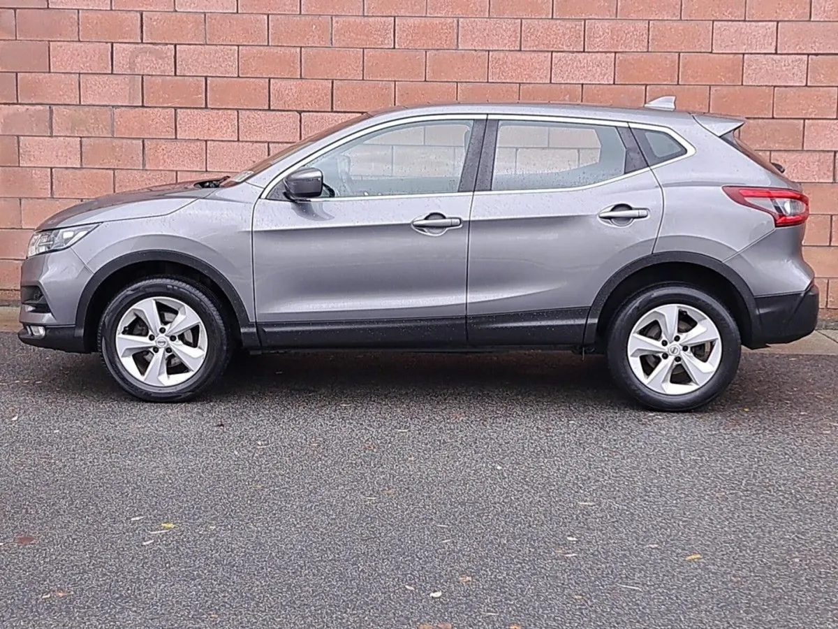 Nissan Qashqai Acenta Premium 1.5 Diesel. - Image 3