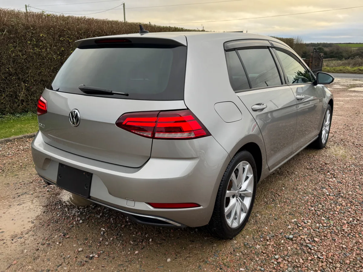 181 Volkswagen Comfortline 49Kms - Image 3