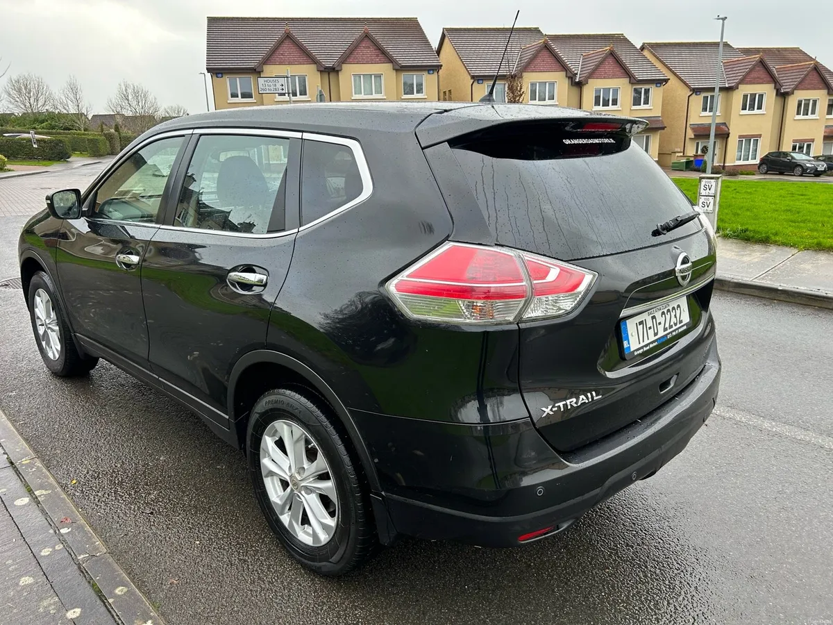 Nissan X Trail 2017 NCT 08/26 - Image 4