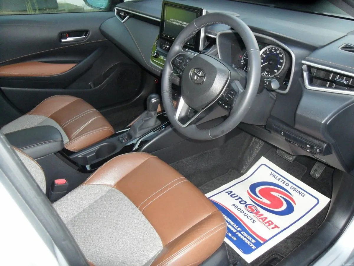 Toyota Corolla 2019 1.8L Petrol Hybris - Image 6