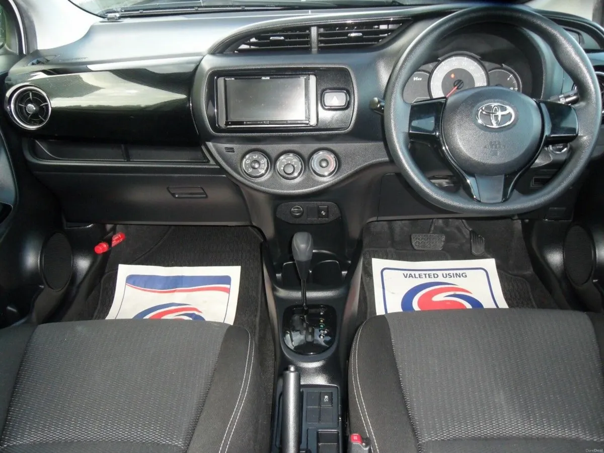Toyota Vitz 1.0 - Image 6