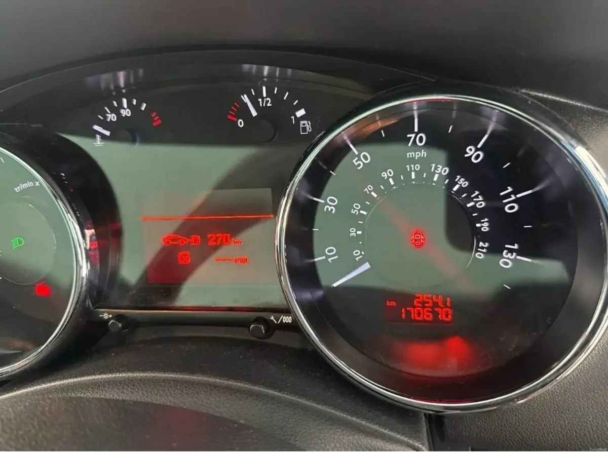 Peugeot 5008 2010 just 170K kms Tested and Taxed - Image 2