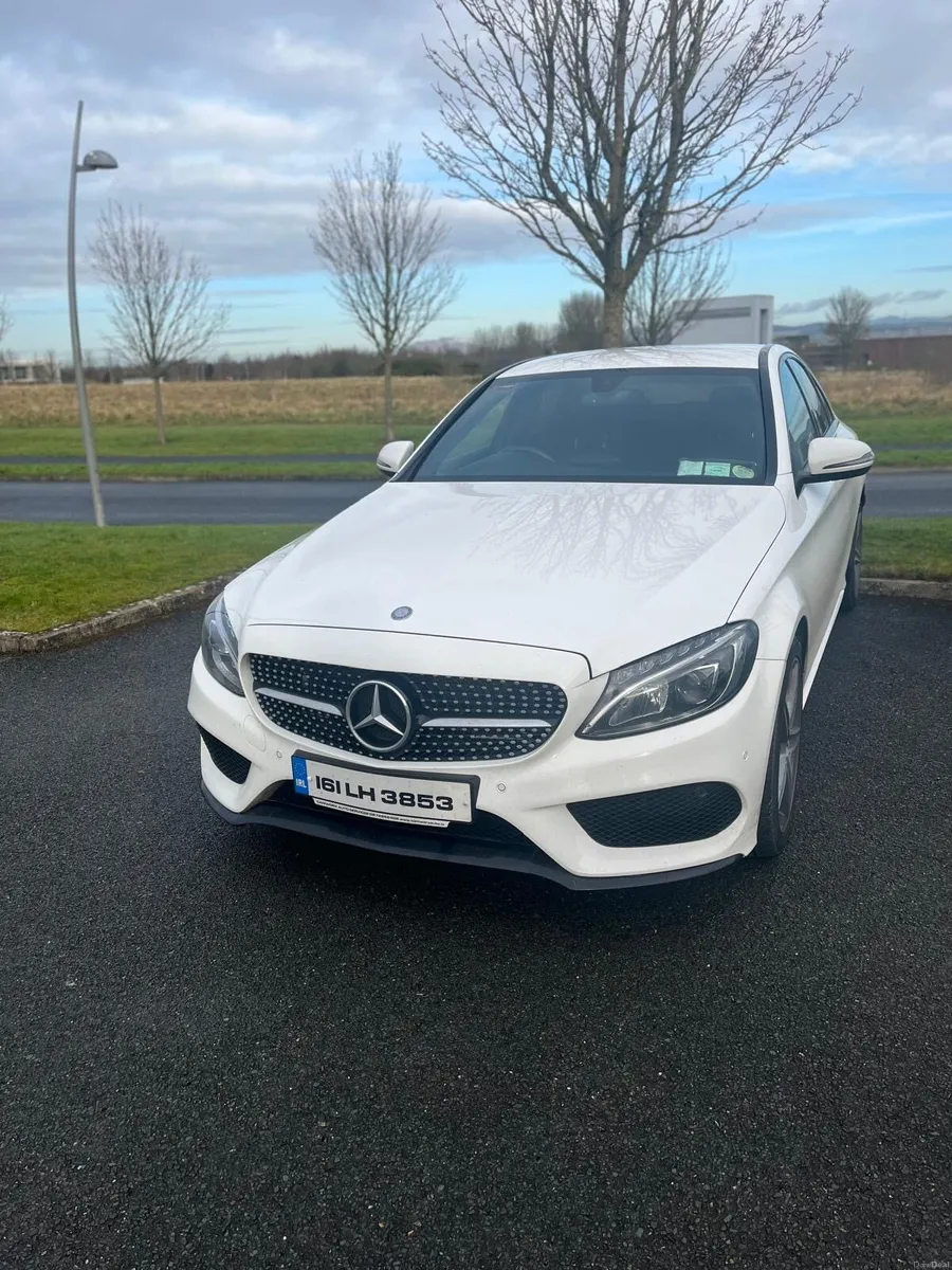 Mercedes Benz C220 D AMG - Image 3