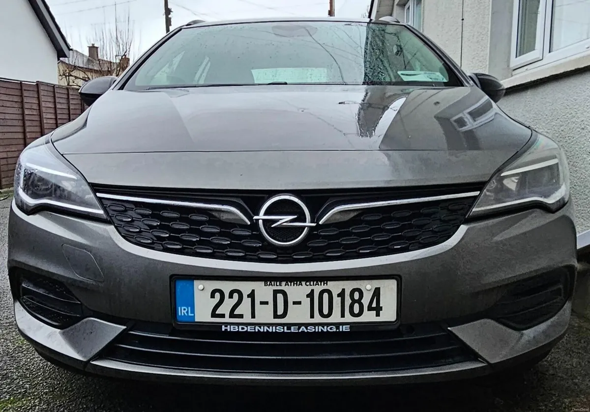 Opel Astra van 2022 - Image 1