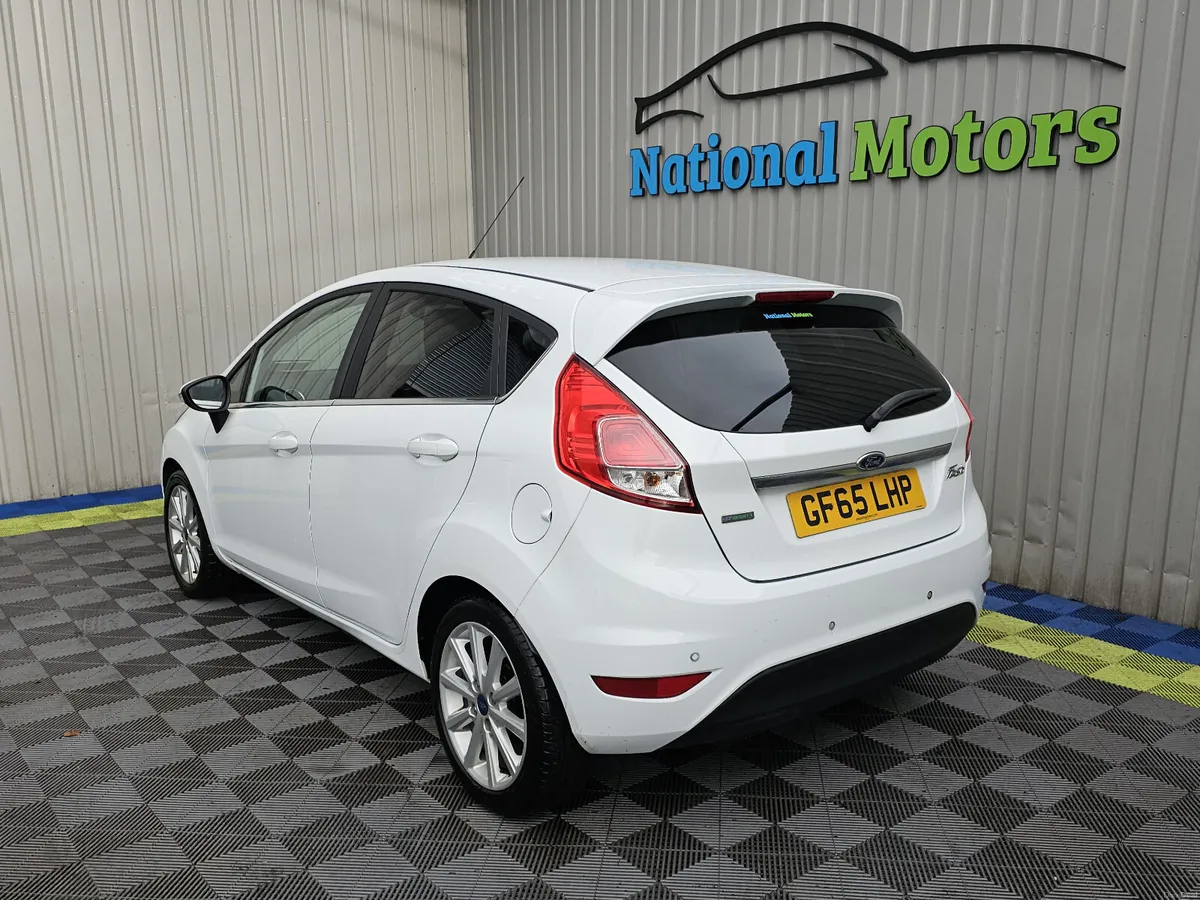 2015 Ford Fiesta TITANIUM 1.0 Petrol - Image 5