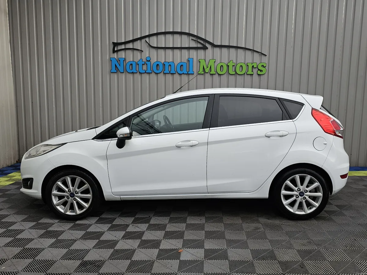 2015 Ford Fiesta TITANIUM 1.0 Petrol - Image 6