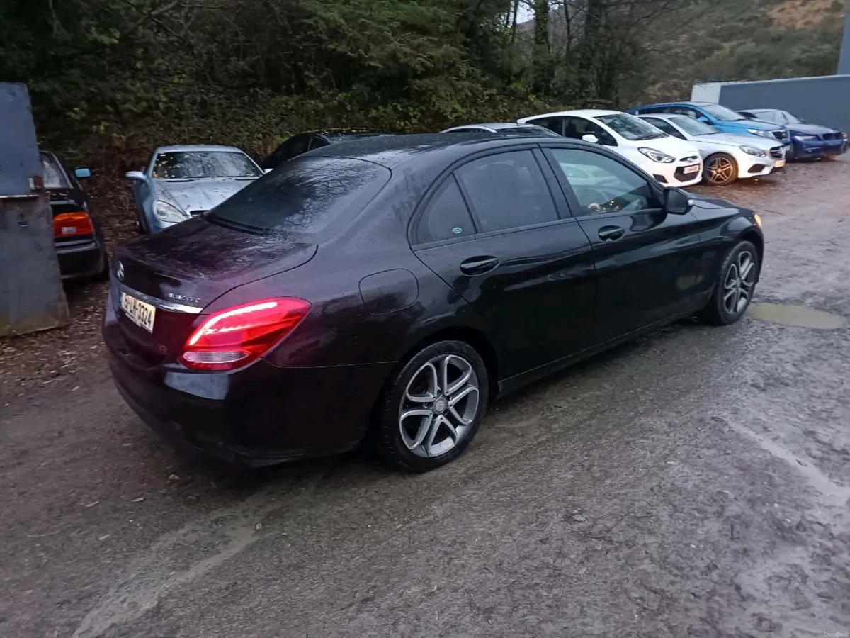 Mercedes c220d - Image 2