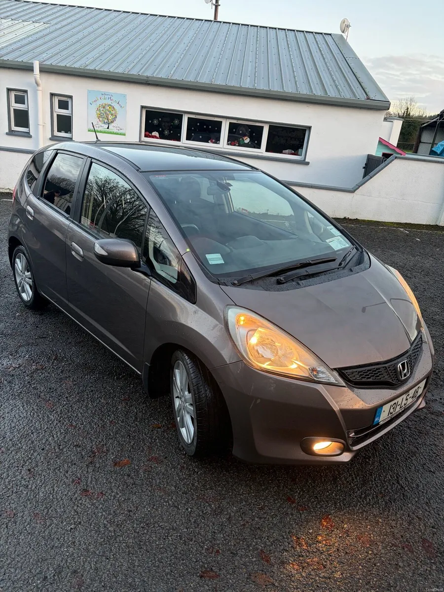 2013 Honda jazz 1.3 petrol - Image 2