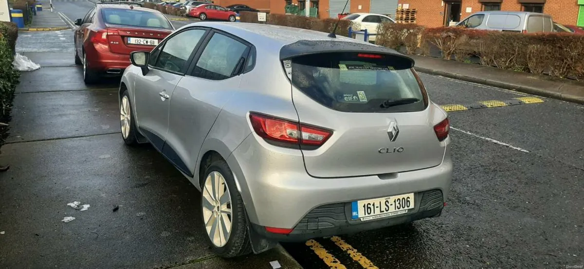 Renault clio - Image 2
