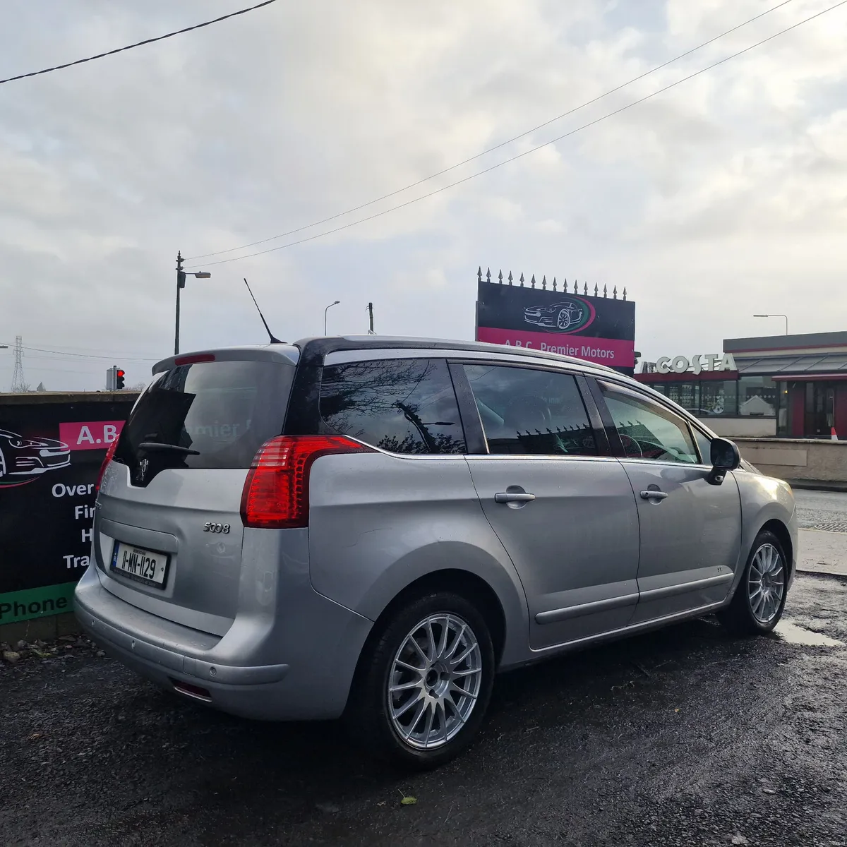 Peugeot 5008 2011 New Nct 10/26 - Image 3