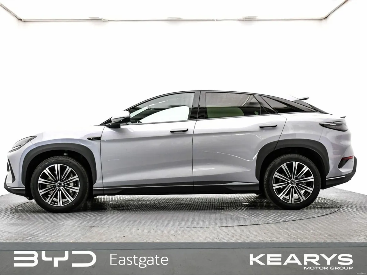 BYD SEALION 7 Design AWD Pan roof, heated seats, h - Image 4