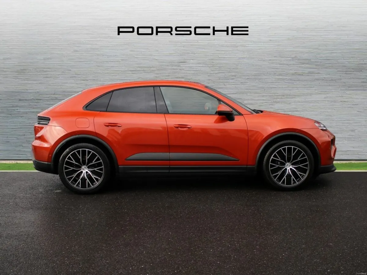 Porsche Macan Electric (New) - Image 4