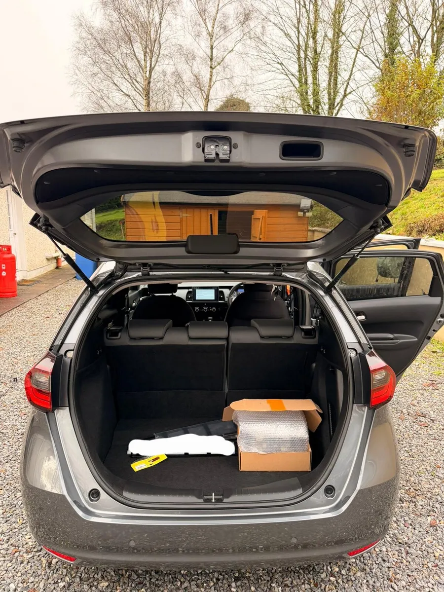 Honda Fit hybrid 2020 - Image 4