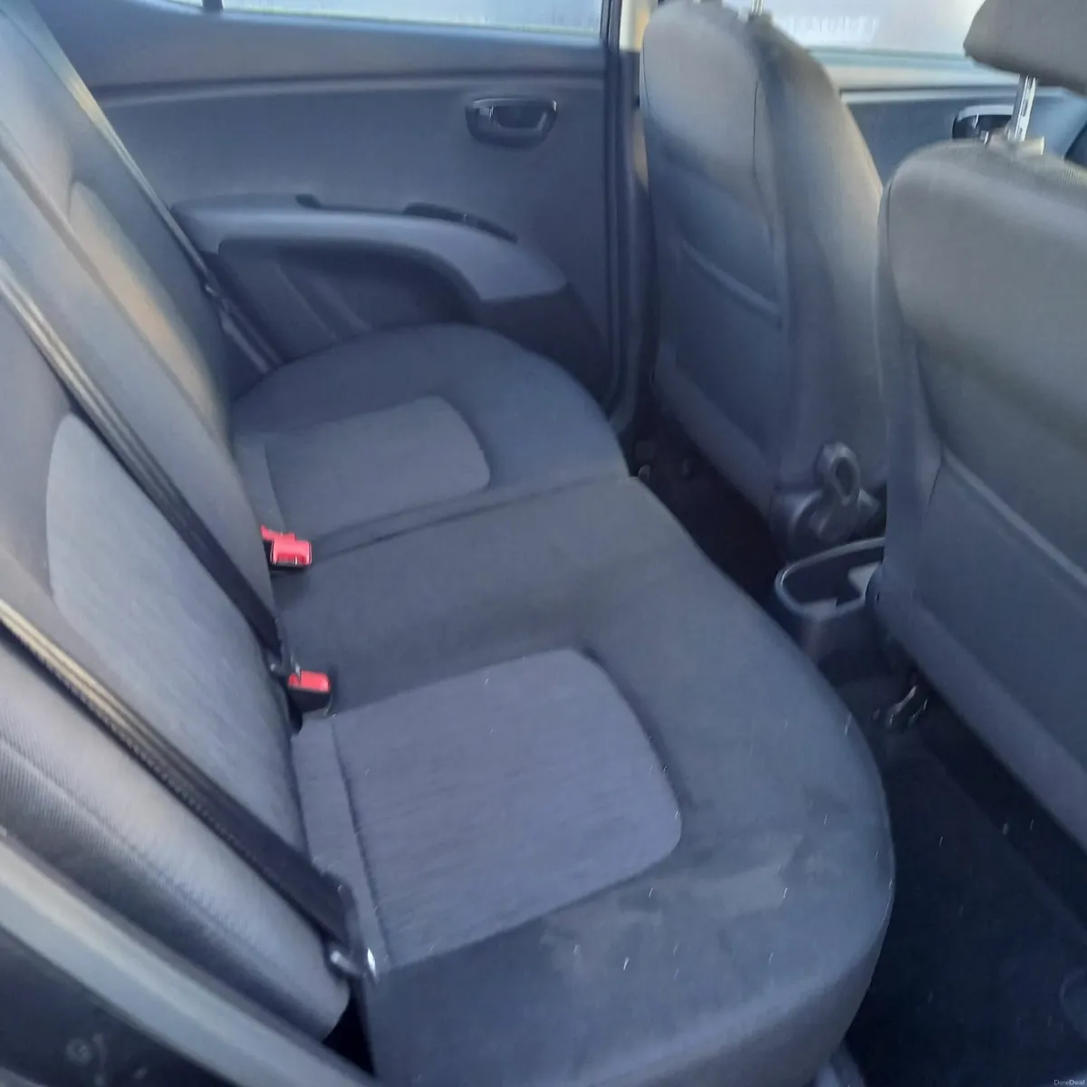 Hyundai i10deluxe 2013 - Image 3