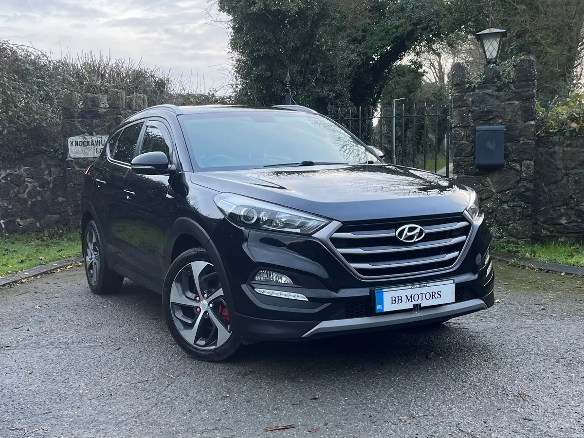 Hyundai Tucson 1.7 D Executive SE - Image 2