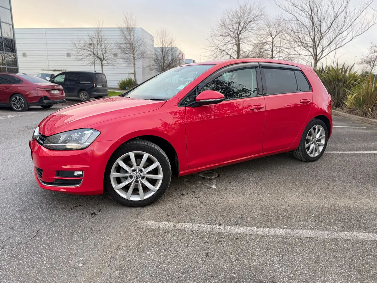 141 Volkswagen Golf 1.4 TSI High Line ~ DSG : Auto - Image 2