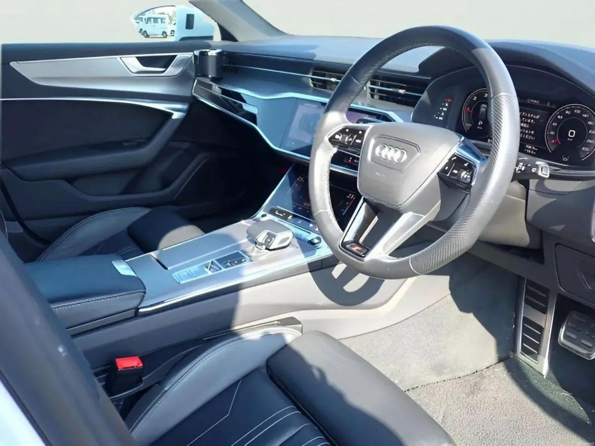 Audi A6 40 TDI QUATTRO S-LINE - Image 2