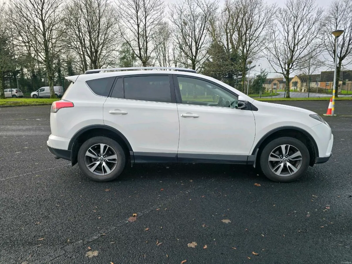 Toyota Rav 4 - Image 3