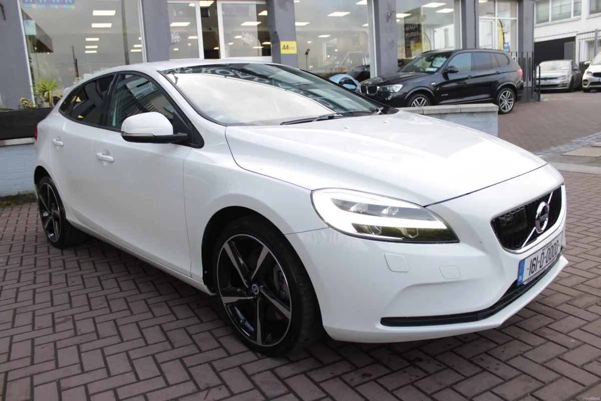 2.0D4 SPORT 5DR HATCHBACK AUTO HUGE SPEC 105000KM - Image 2