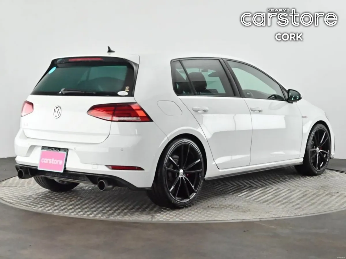 Volkswagen Golf 2.0 GTI Auto (Upgraded alloys) - Image 5