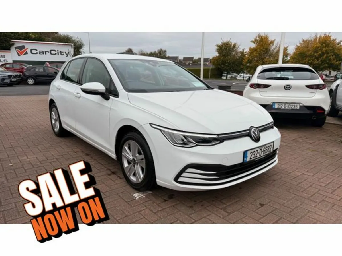 Volkswagen Golf Life 2.0 TDI 115HP 5DR - Image 1