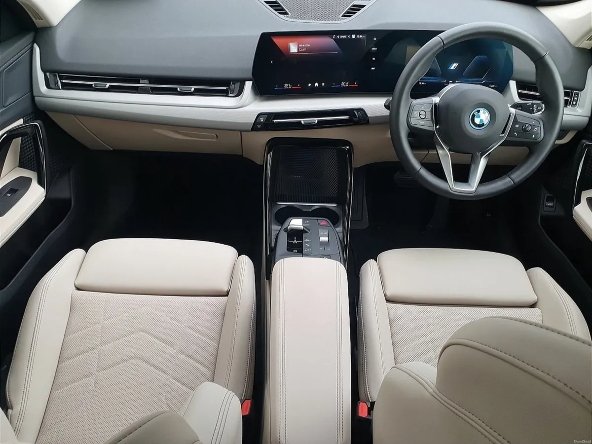 BMW iX1 eDrive20 Sport - Image 4