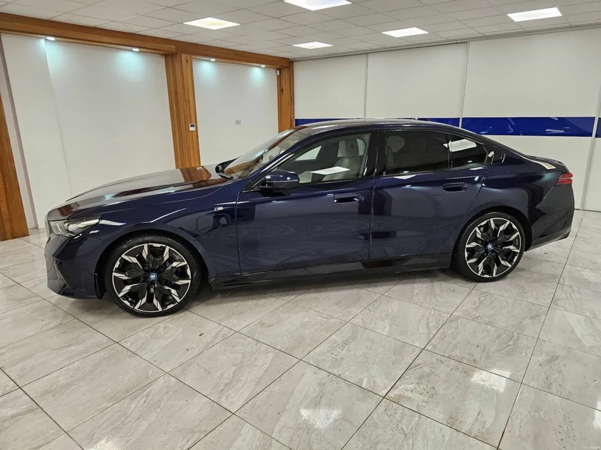 BMW 5-Series OVER 110K NEW - Image 4