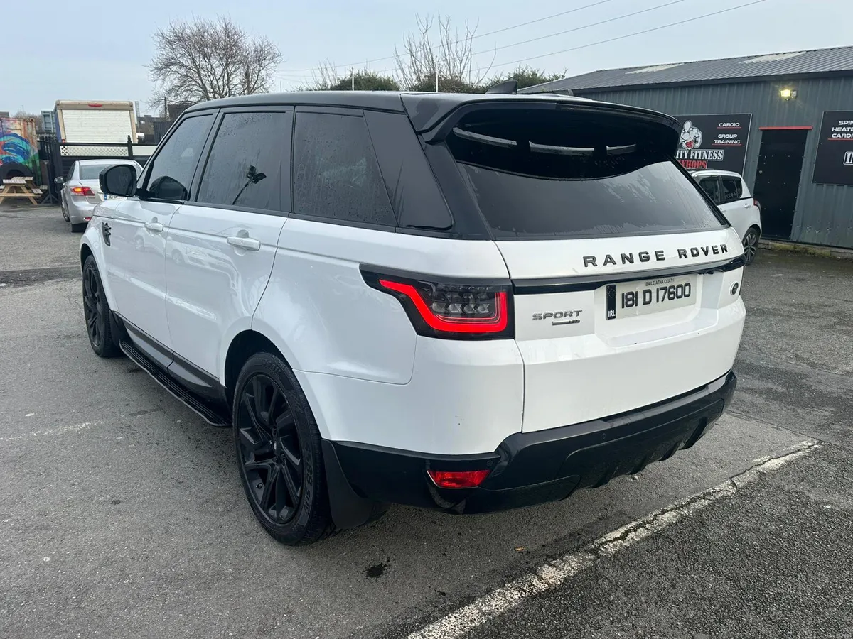 Land Rover Range Rover Sport 2018 - Image 3