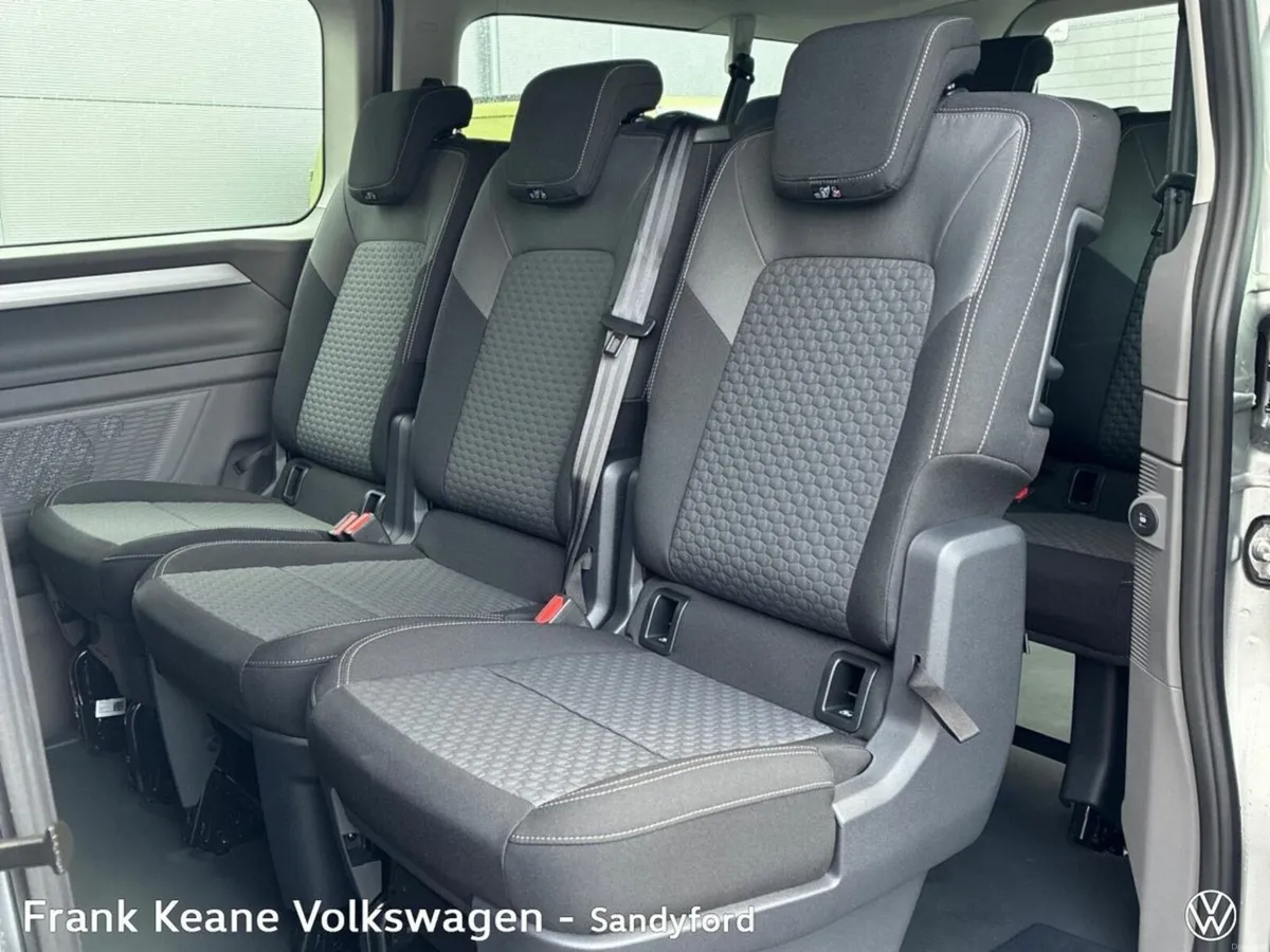 Volkswagen Caravelle E-CARAVELLE LIFE LWB 218BHP * - Image 6
