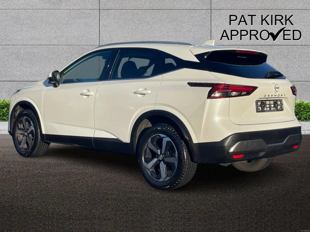 Nissan Qashqai Hatchback N-Connecta - Image 2