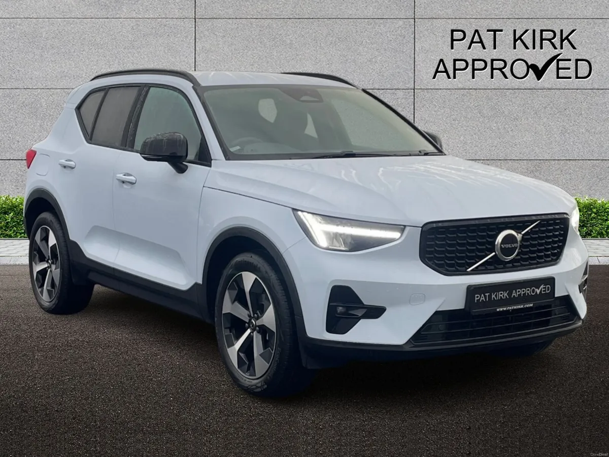 Volvo XC40 Estate Plus - Image 1